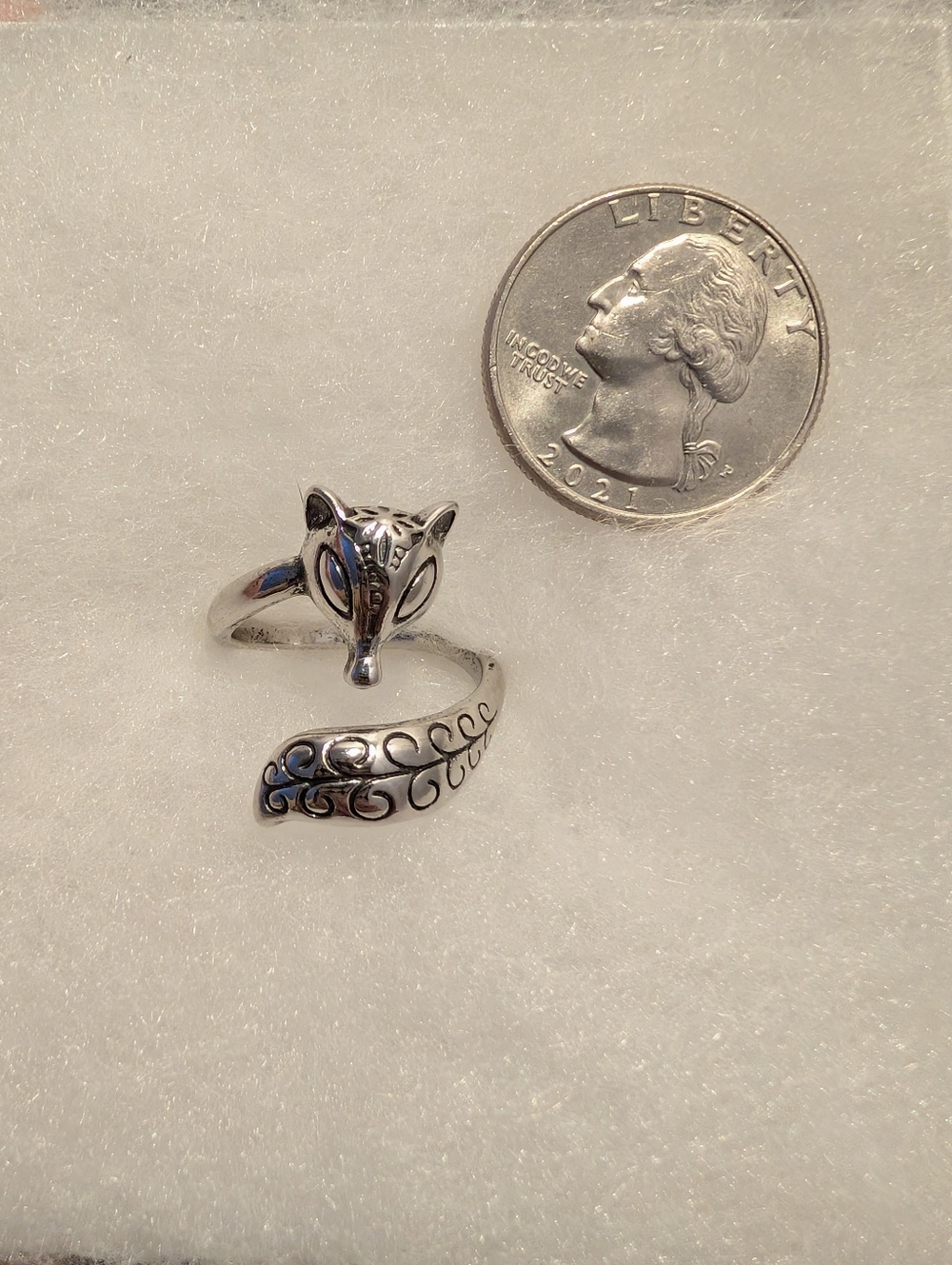 Silver Fox Bypass Ring - Picture 4 of 4
